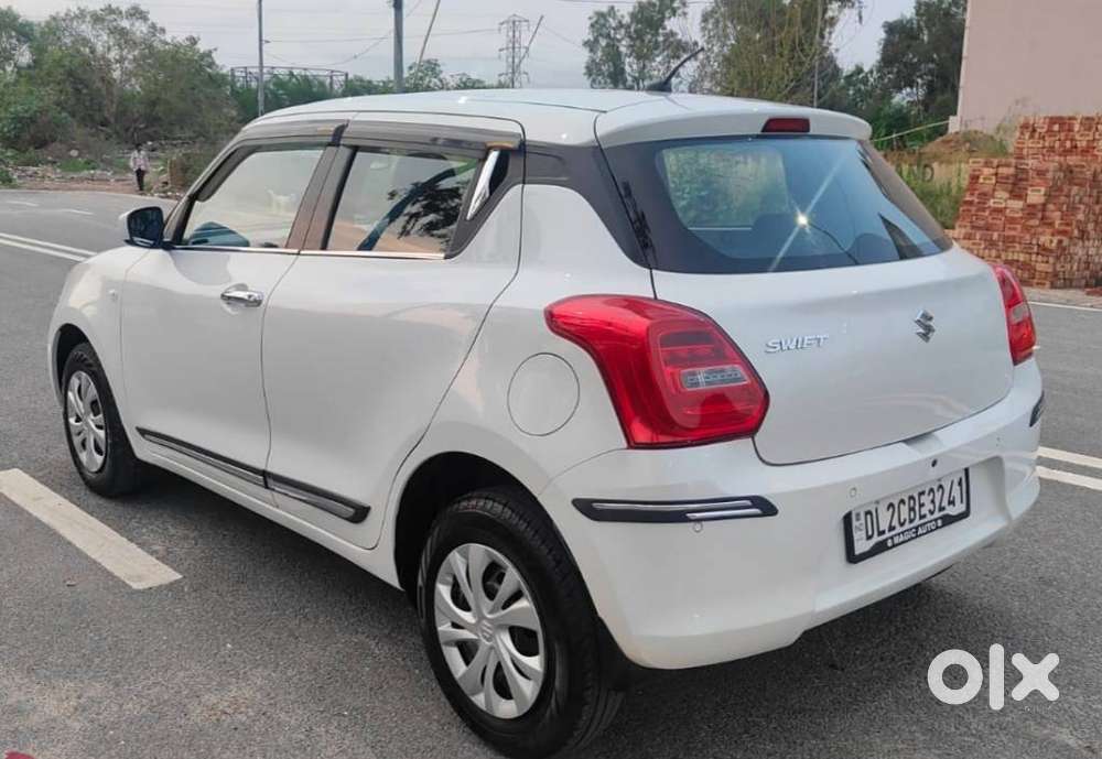 Maruti Suzuki Swift Lxi Optional-o, 2023, Petrol