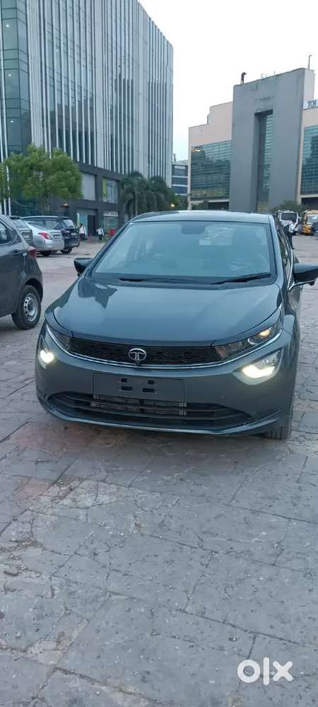 Tata Altroz 1.2 Xza Plus 2026