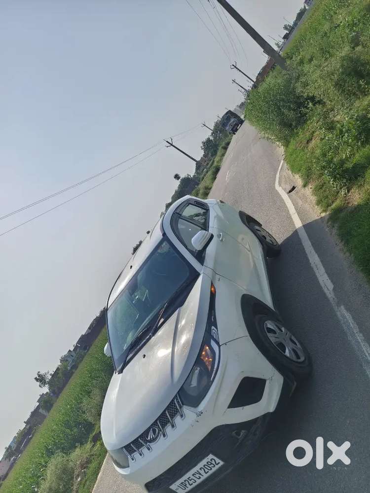 Mahindra Kuv Disel Fst Owner 2020 Modal All Papers New Condition.