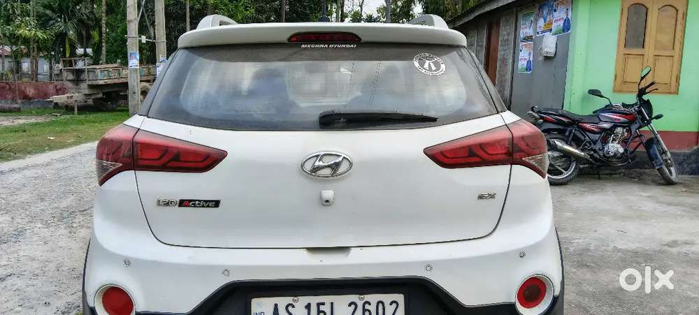 Hyundai I20 Active 2017 Petrol 90000 Km Driven