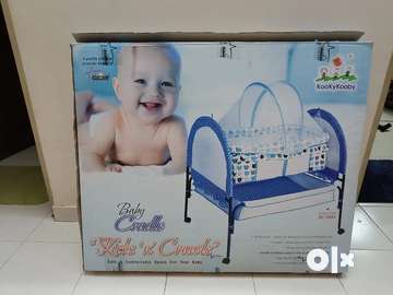 Baby in outlet thottil