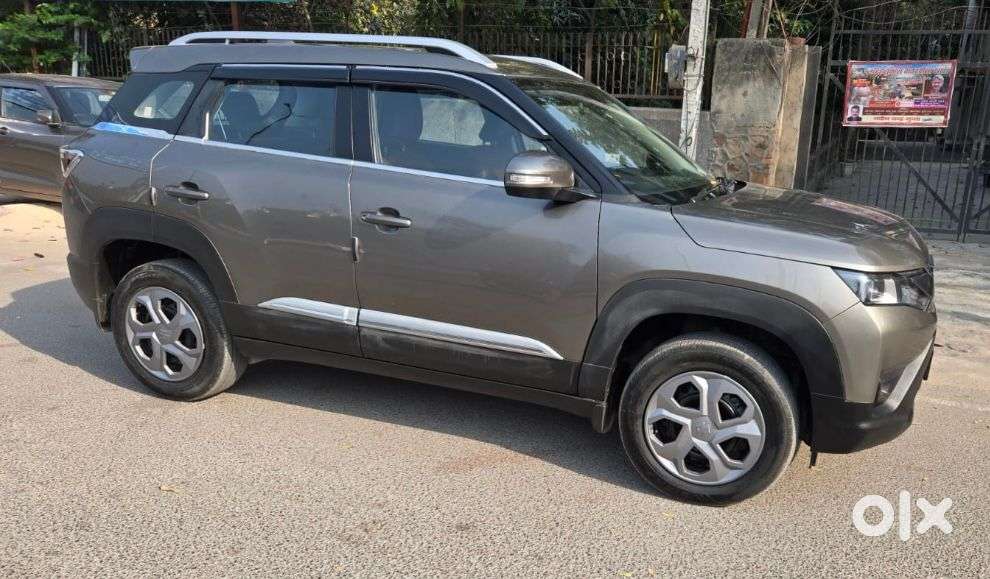 Maruti Suzuki Brezza 1.5 Vxi Smart Hybrid, 2024, Petrol