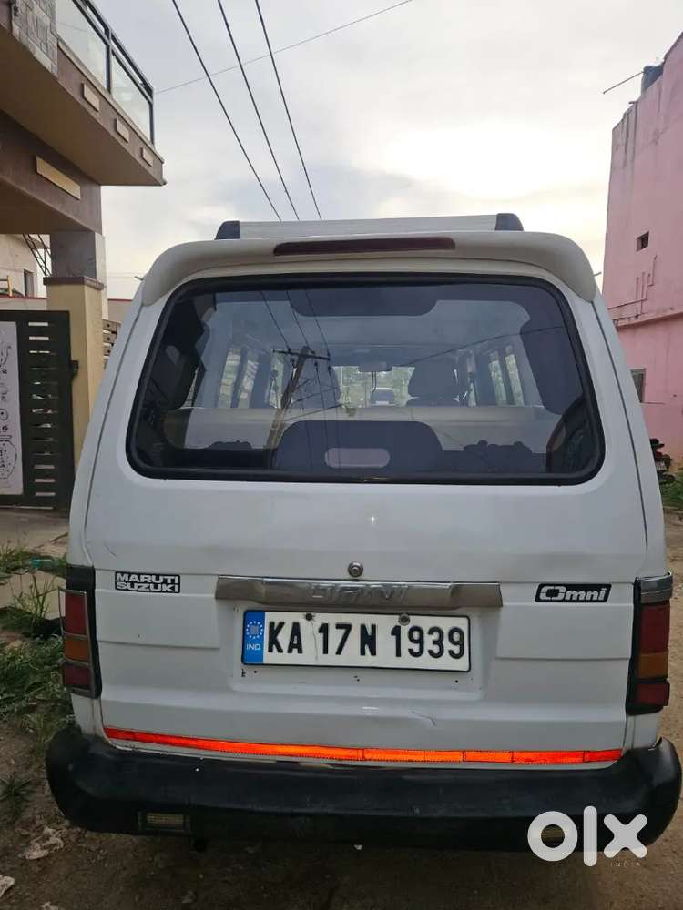Maruti Suzuki Omni 2010