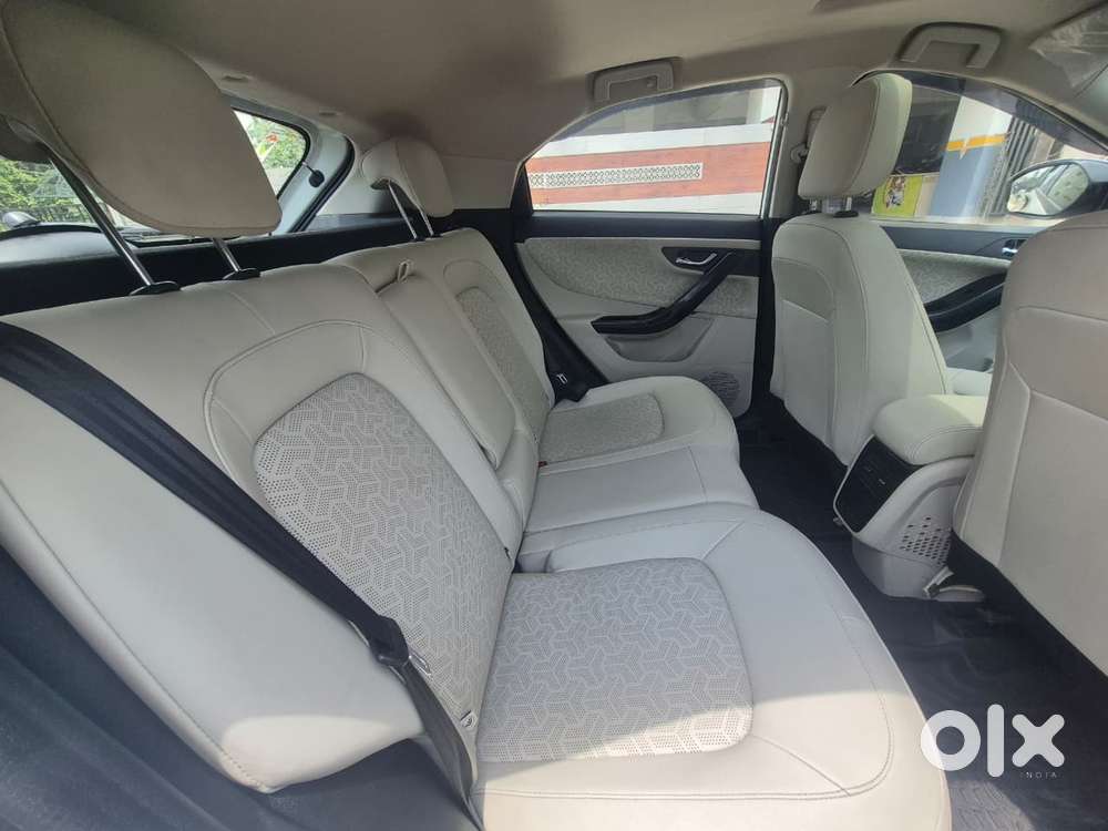 Tata Nexon 1.2 Revotron Xza Plus (l), 2023, Petrol