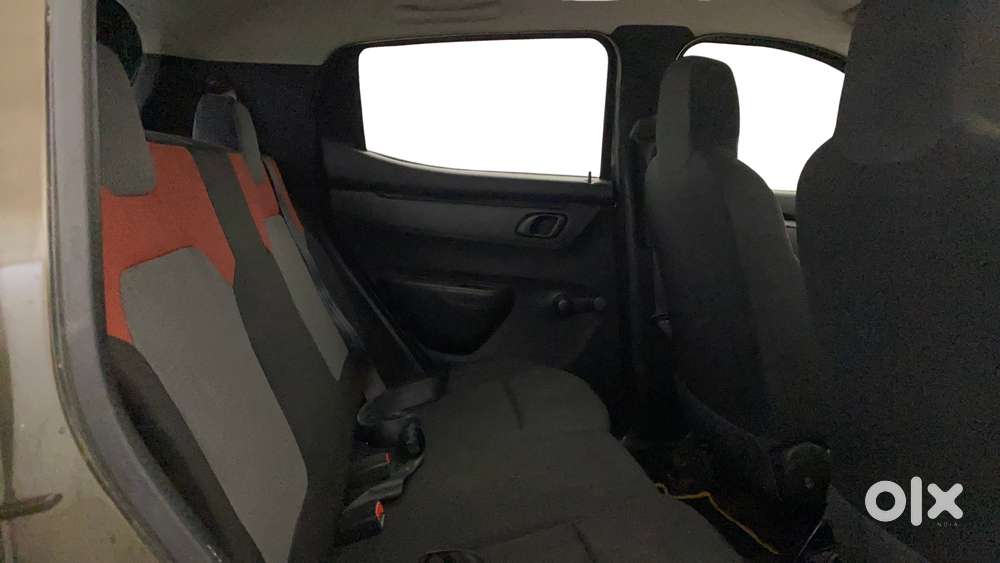 Renault Kwid 1.0 Rxt Amt Opt, 2017, Petrol