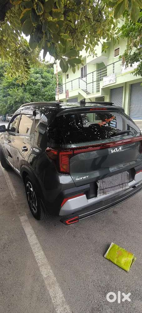 Kia Sonet 2025 Petrol 15000 Km Driven