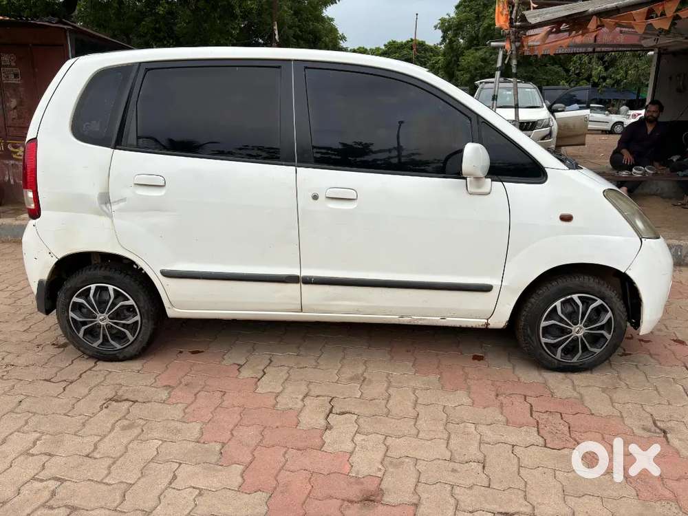 Maruti Suzuki Zen Estilo 2008