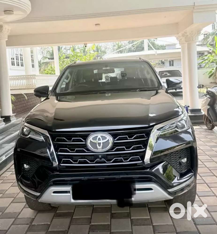Toyota Fortuner 2023 Diesel Well Maintained
