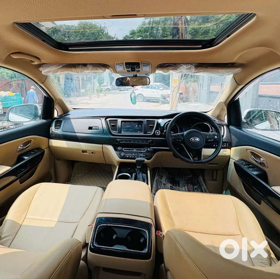 Kia Carnival Prestige, 2023, Diesel
