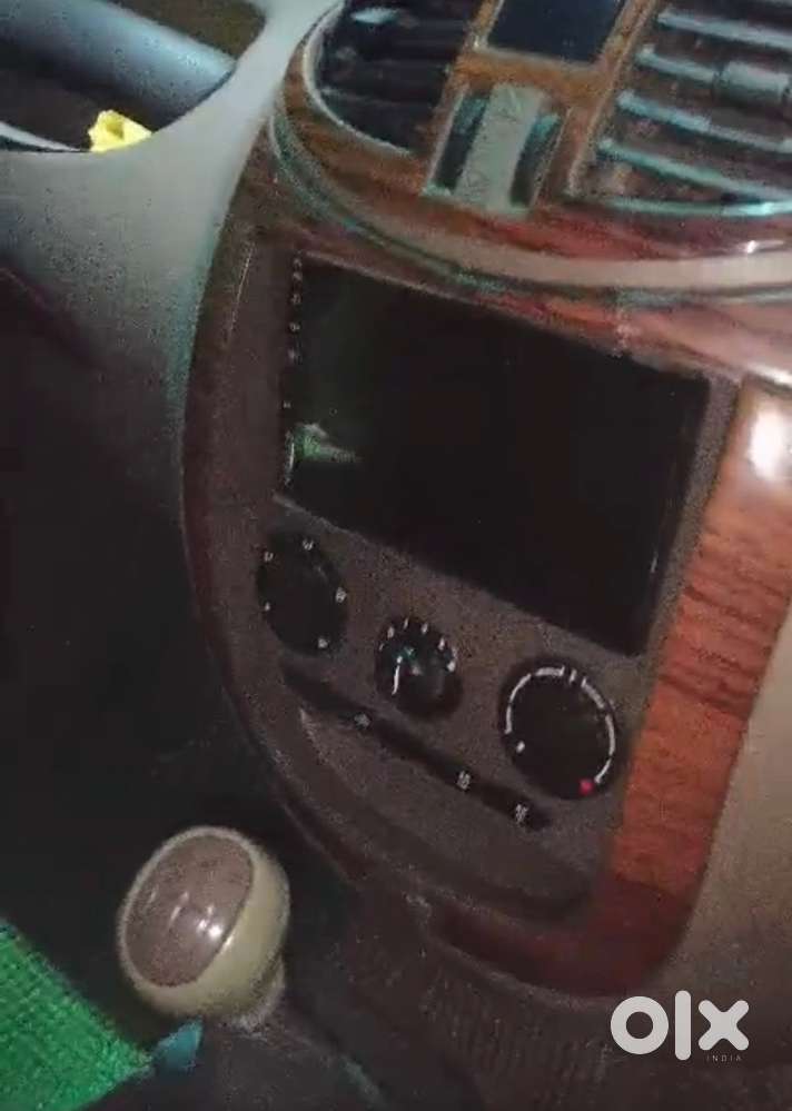 Mahindra Xylo Diesel D4 2013