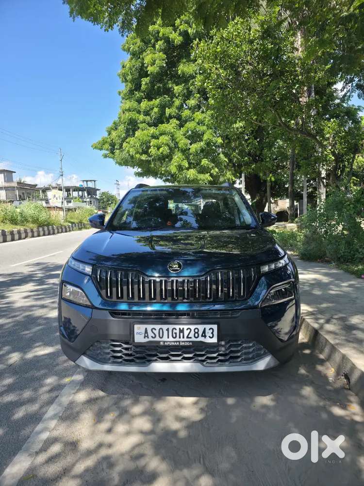2025 Skoda Kylaq    4950km  Smp + Warranty  ₹8.5 Lakh