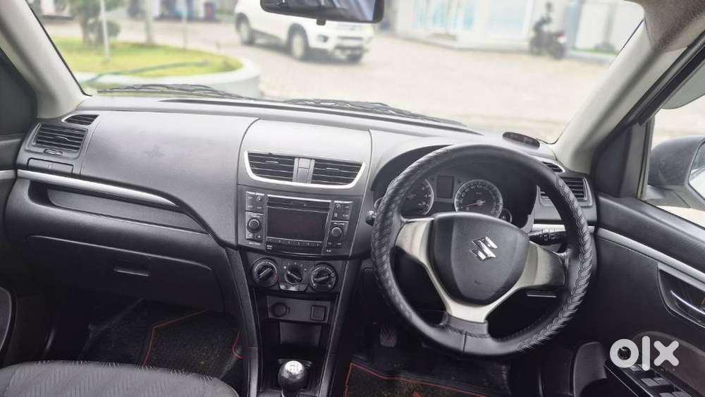 Maruti Suzuki Swift Vxi Optional, 2013, Petrol