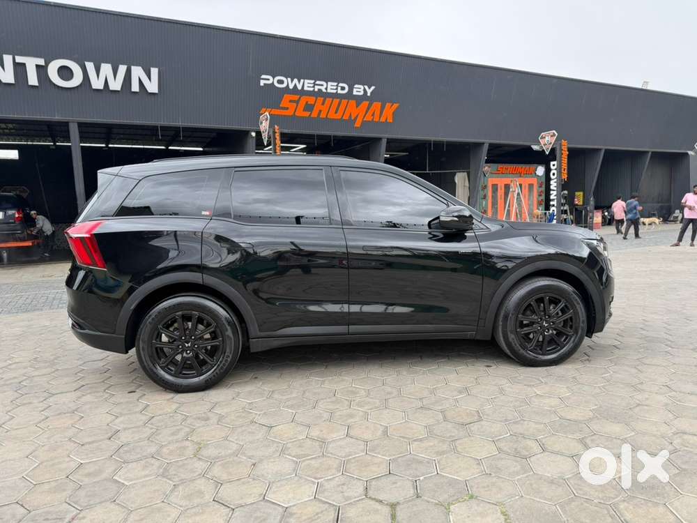 Mahindra Xuv700 Diesel Automatic 2025