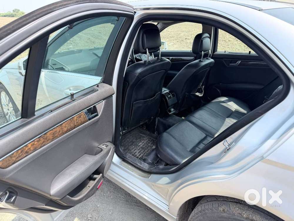 Mercedes-benz C-class 2011