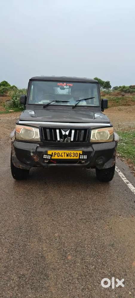 Mahindra Bolero 2017 Diesel Well Maintained Ac Camper