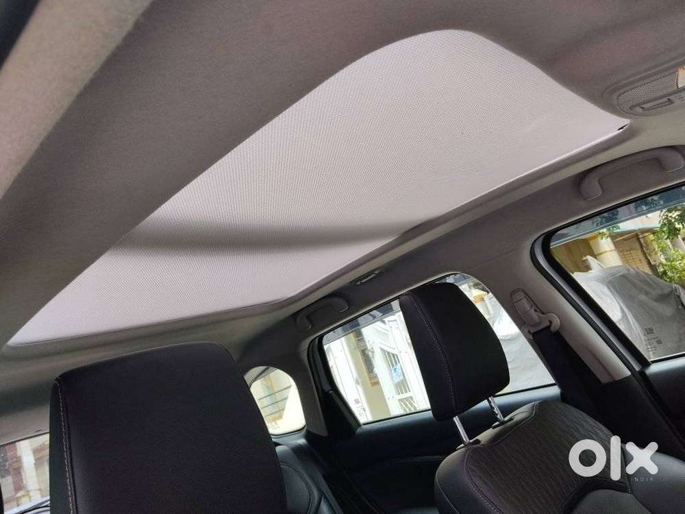 Maruti Suzuki Grand Vitara 1.5 Alpha Plus Dual Tone Intelligent Hybr..