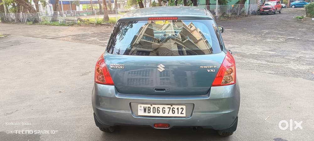 Maruti Suzuki Swift Vxi 1.2 Abs Bs-iv, 2011, Petrol