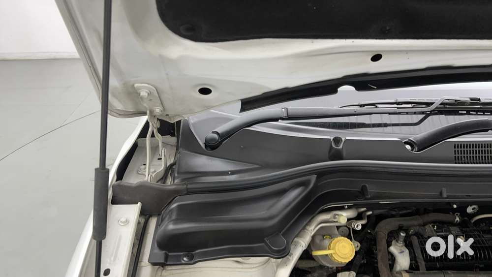 Mahindra Xuv 3xo Ax7l Petrol Mt, 2024, Petrol