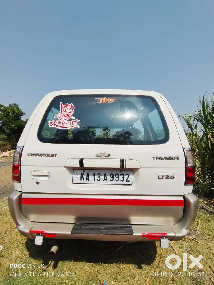 Chevrolet Tavera Neo 2012 Diesel 180000 Km Driven