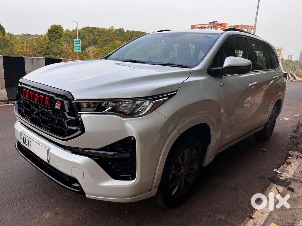 Toyota Innova Hycross 2.0 Vx Hybrid 7 Str, 2025, Petrol