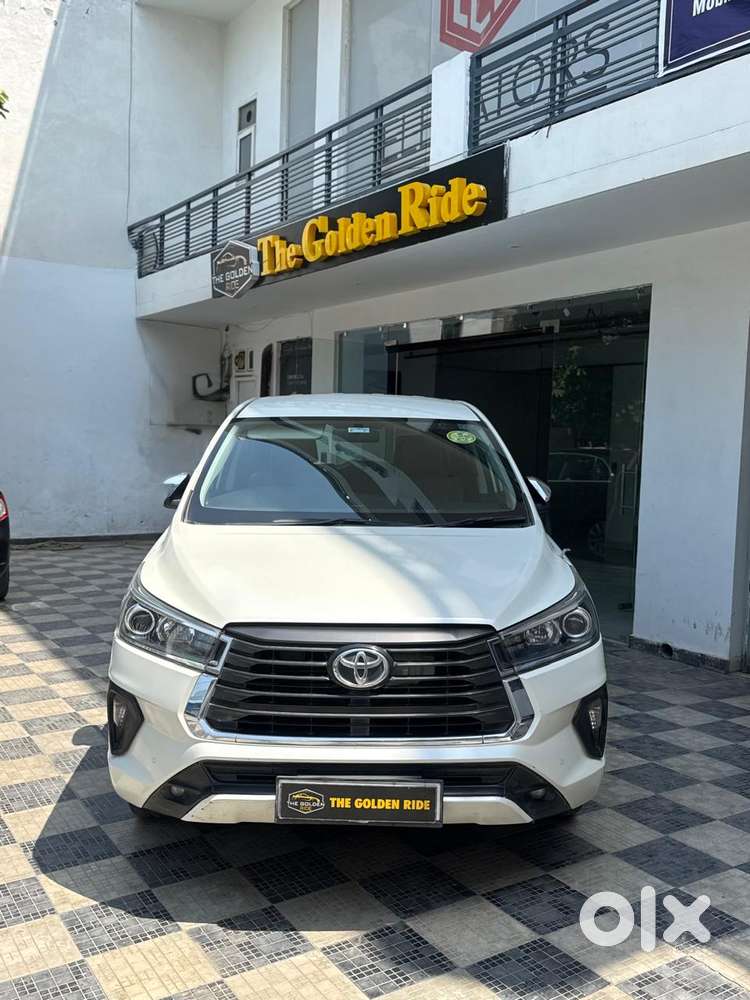 Toyota Innova Crysta [ ] 2.4 Zx At 7 Str, 2022, Diesel