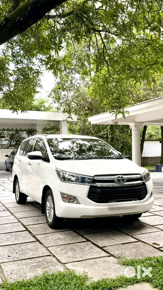 Toyota Innova Crysta 2017