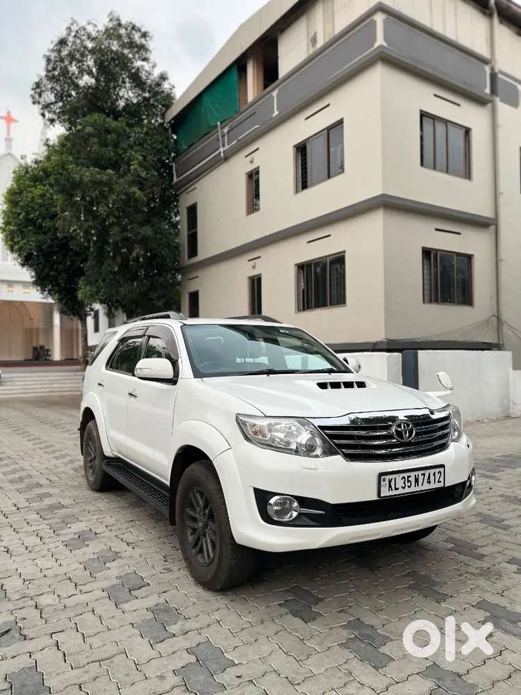 Toyota Fortuner 2016 Diesel 156000 Km Driven