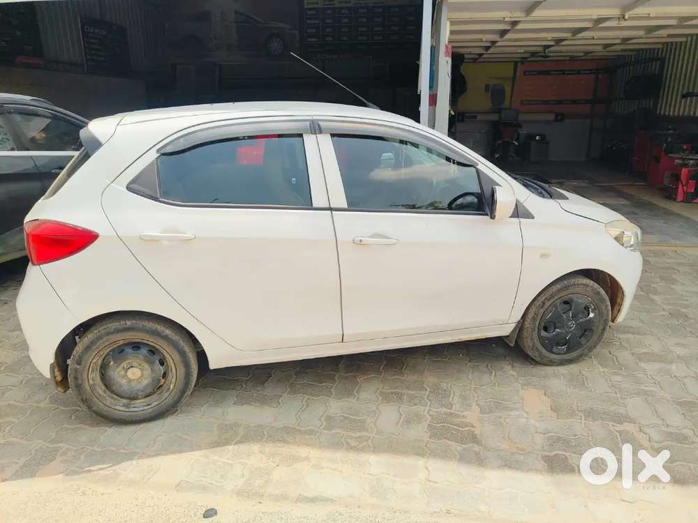 Tata Tiago Revotron Xt 2018