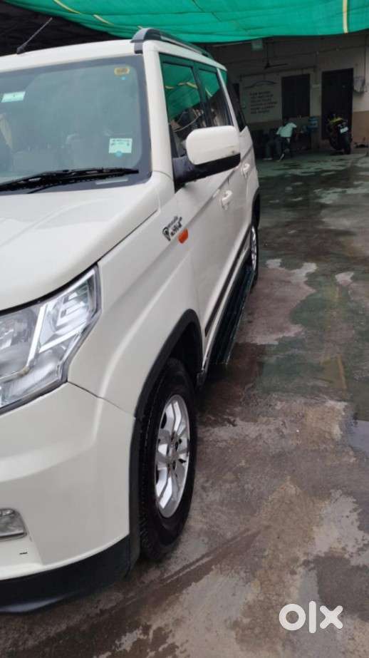 Mahindra Tuv 300 T8, 2019, Diesel