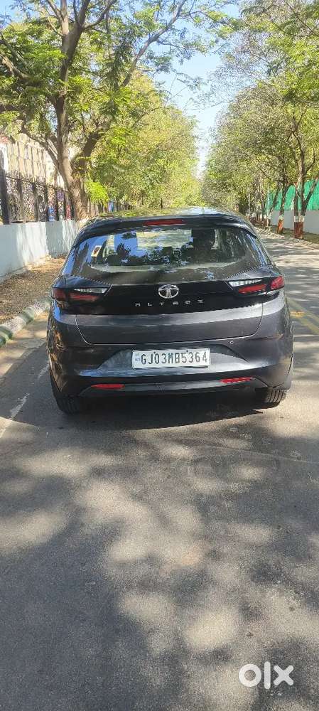 Tata Altroz 2021 Petrol Well Maintained