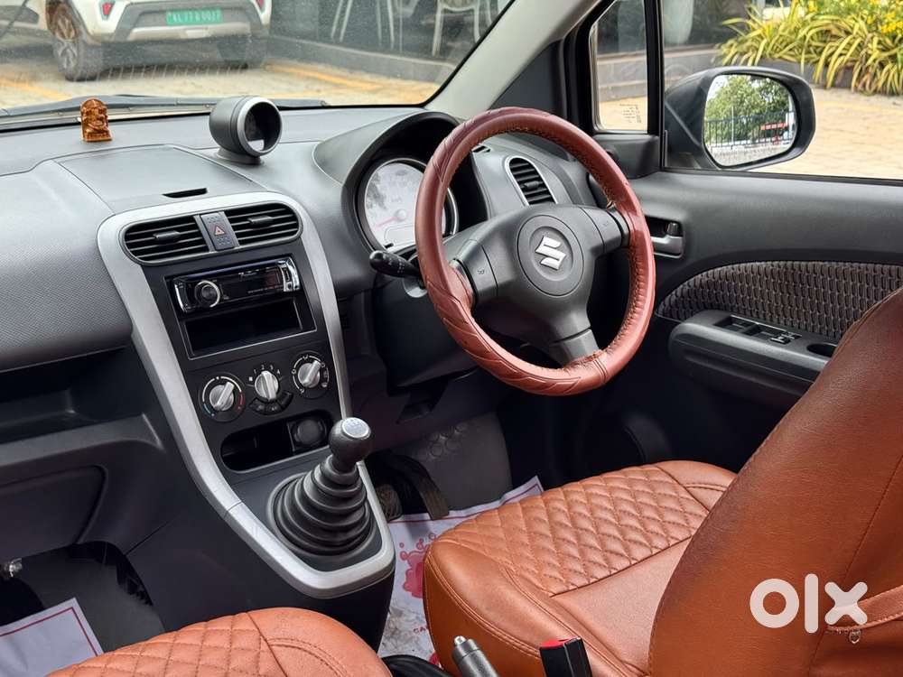 Maruti Suzuki Ritz Vxi, 2012, Petrol