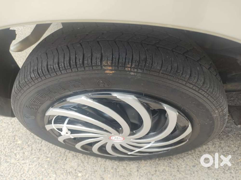 Maruti Suzuki Estilo Lxi, 2012, Petrol