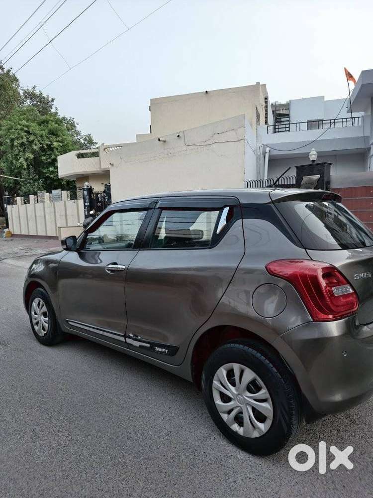 Maruti Suzuki Swift Vxi + Manual, 2020, Petrol