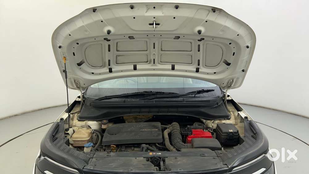 Kia Carens 1.4 Luxury Plus 6 Str, 2022, Petrol