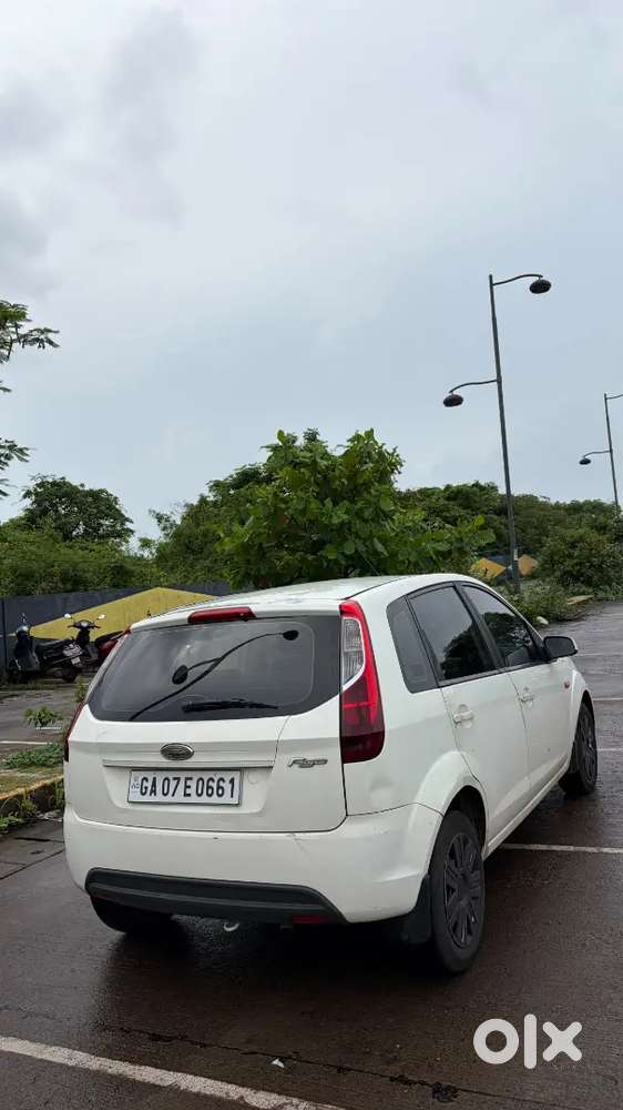 Ford Figo Petrol 2010