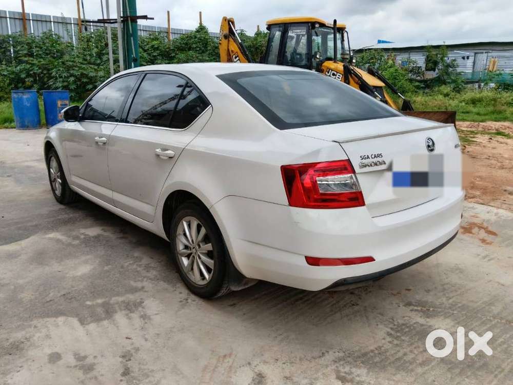 Skoda Octavia 1.8 Tsi Style Plus At, 2016, Petrol
