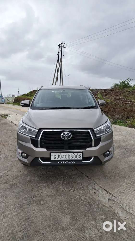 Toyota Innova Crysta 2.4 V 2017 Diesel Manual