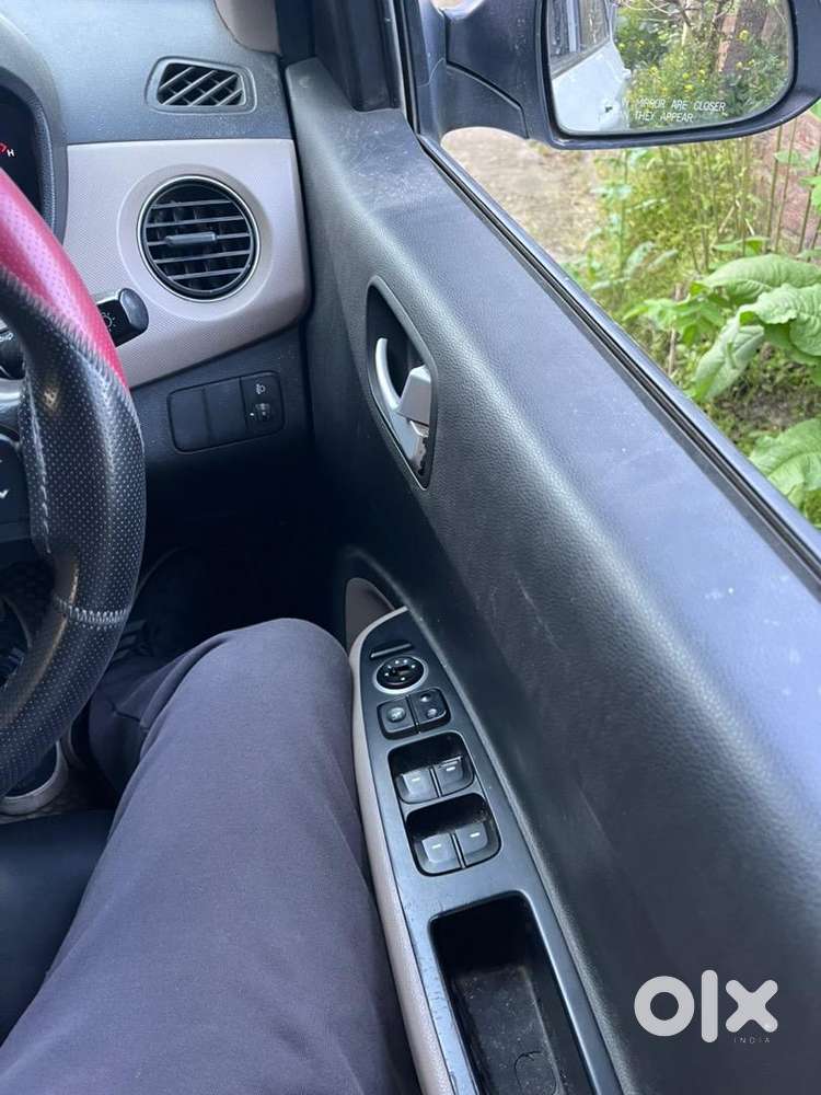 Hyundai Grand I10 Sportz Plus 2017 Petrol Good Condition