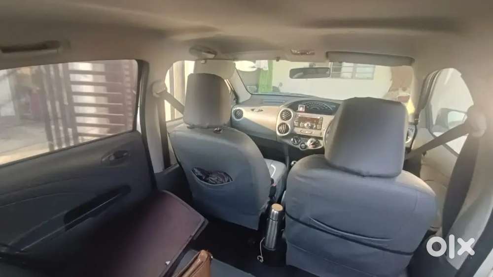 Toyota Etios 1.5 G 2013