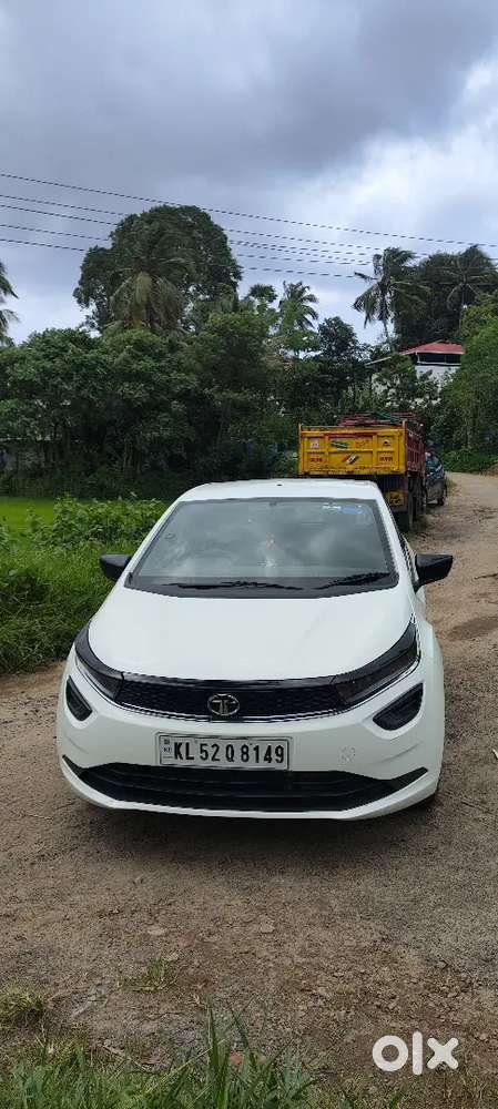 Tata Altroz 1.2 Xe 2020 Petrol Manual