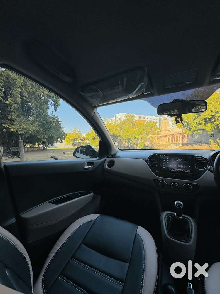 Hyundai Grand I10 Sportz, 2017, Petrol