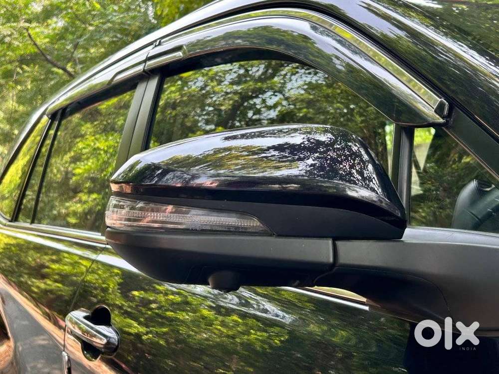 Toyota Innova Hycross 2.0 Zx Hybrid 7 Str, 2024, Petrol