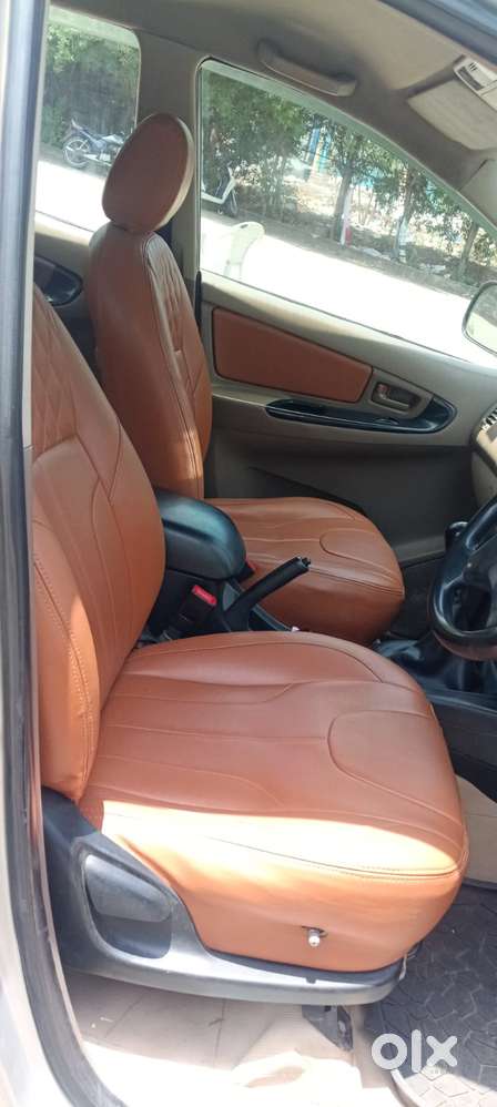 Toyota Innova 2.5 G (diesel) 8 Seater, 2015, Diesel