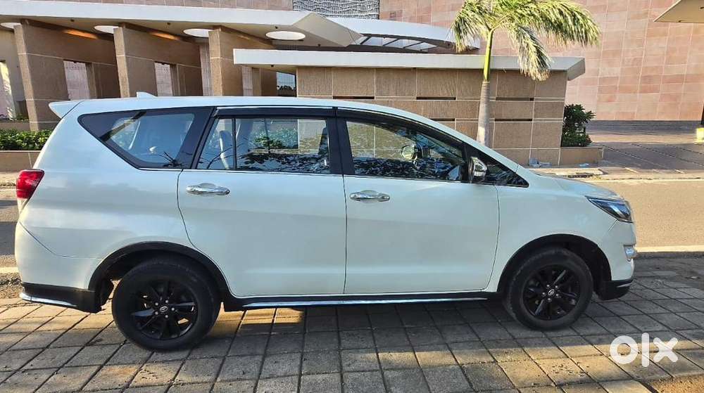 Toyota Innova Crysta 2017