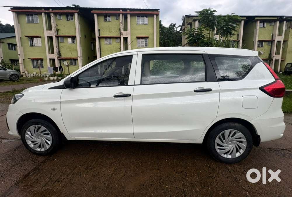 Maruti Ertiga Petrol Manual 2024