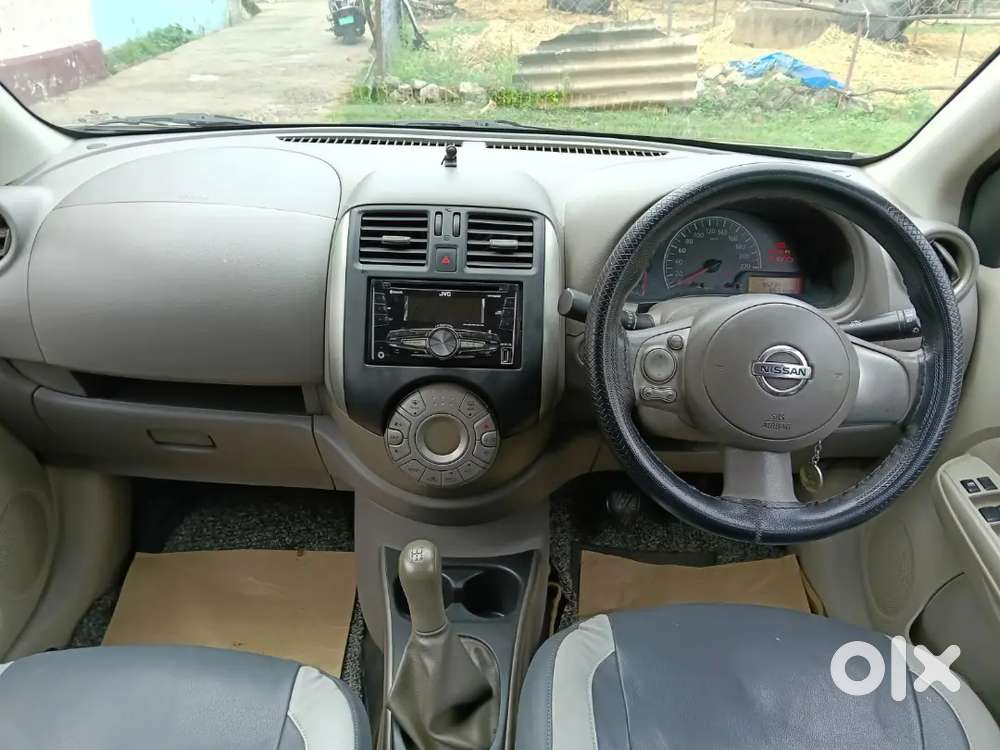 Nissan Sunny Diesel 2013