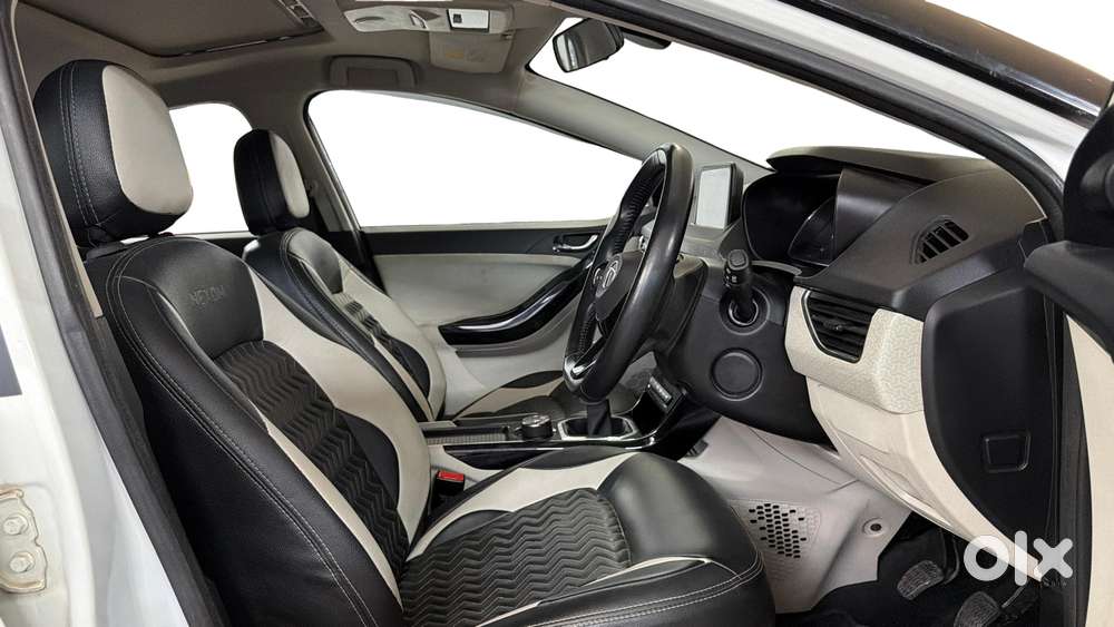 Tata Nexon 1.2 Revotron Xz Plus, 2022, Petrol