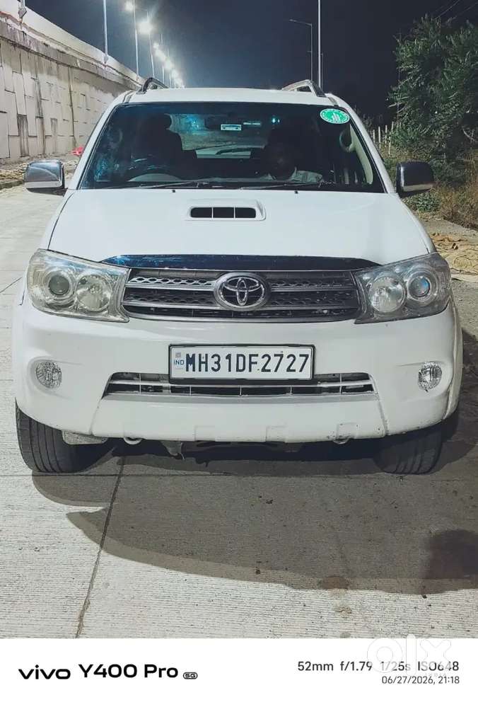 Toyota Fortuner 2010