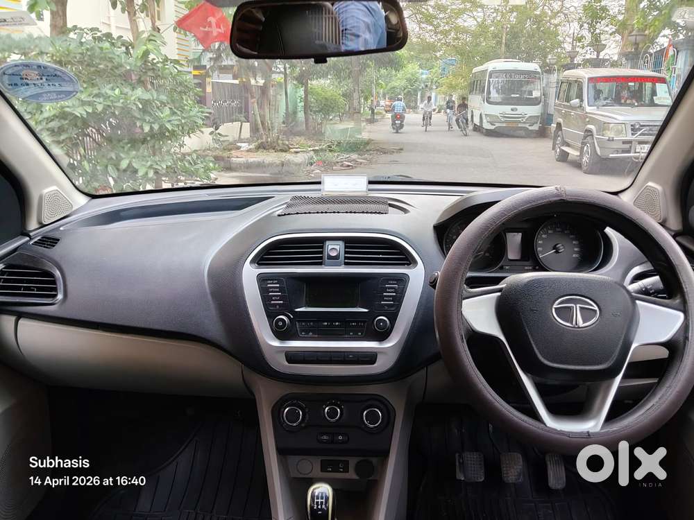 Tata Tiago 1.2 Revotron Xt, 2017, Petrol