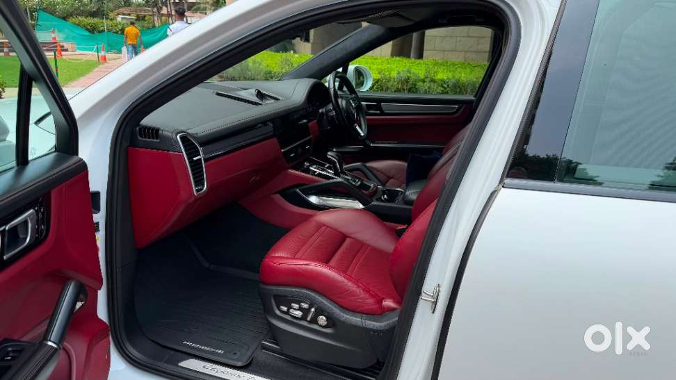 Porsche Cayenne Turbo, 2020, Petrol